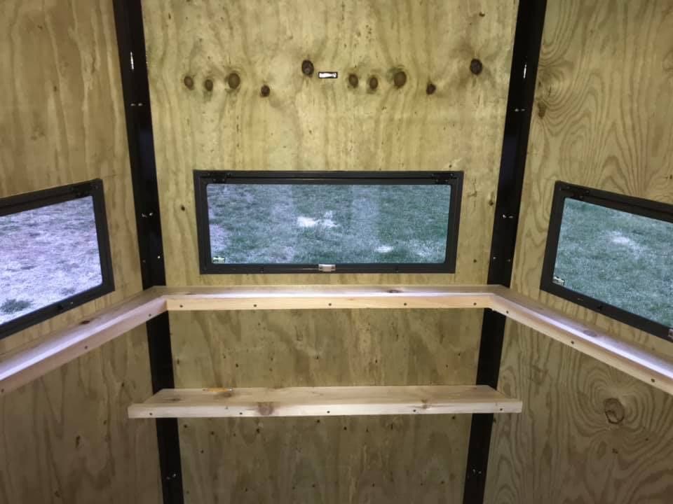 Deluxe<br />Hinge Window<br />(DH) - thumbnail 3