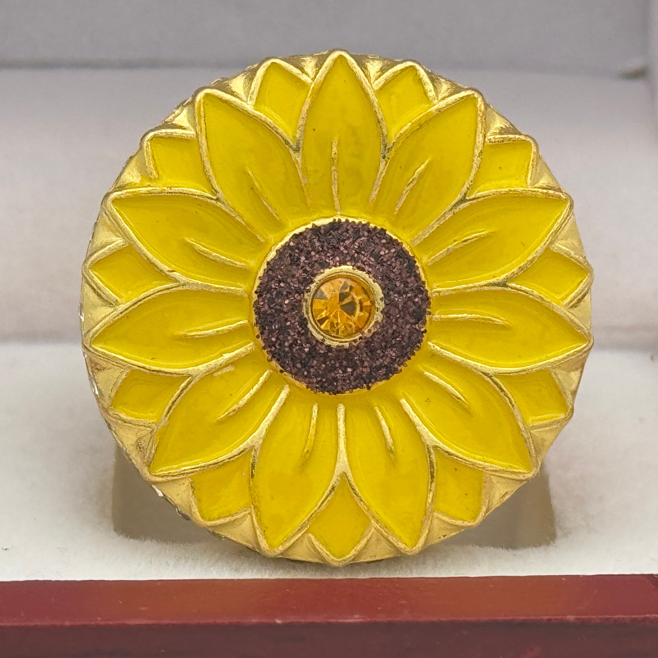 SUNFLOWER CHAMPION RING — GOLD BODY (Item #36-96) - thumbnail 3