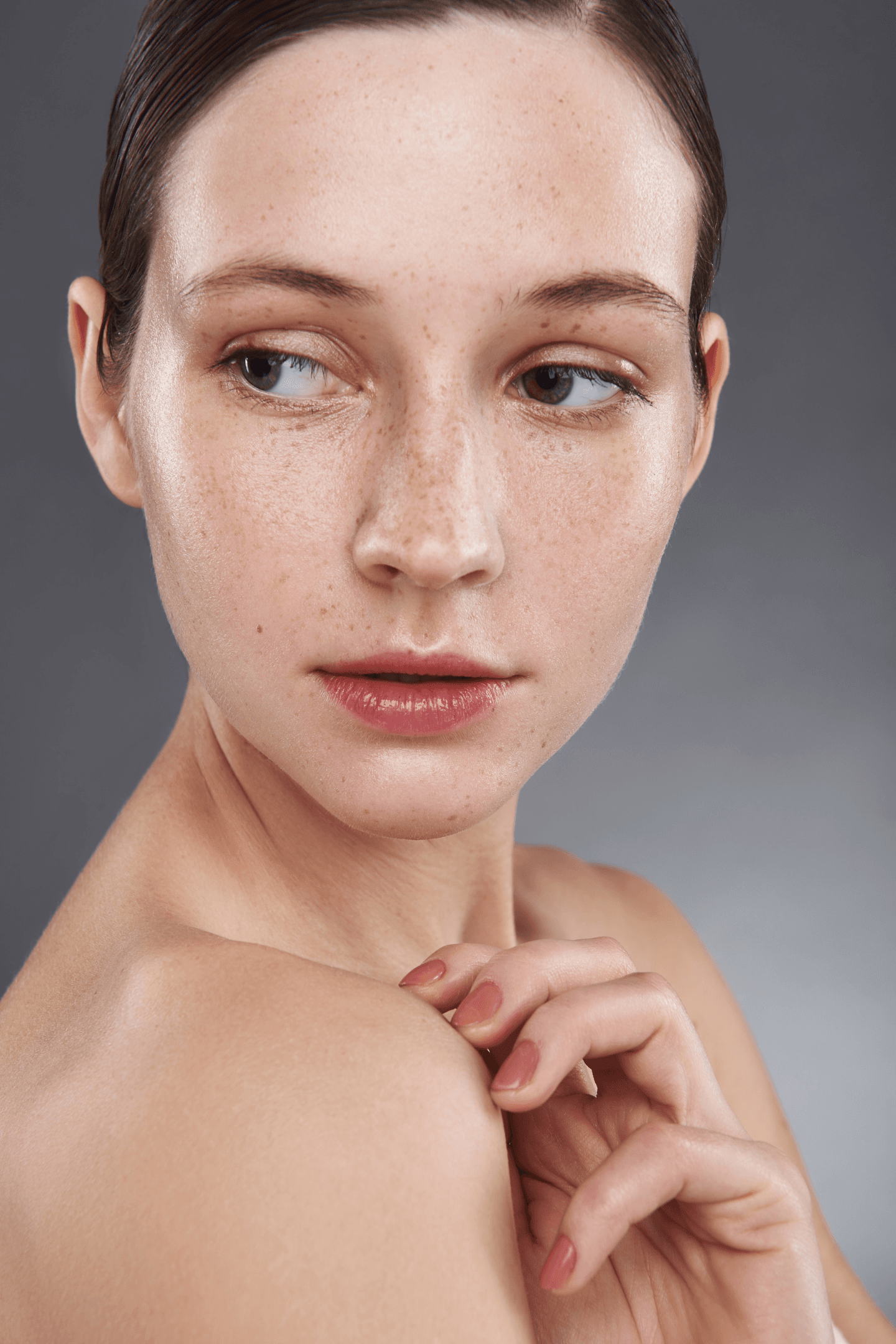 Glow; Laser Skin Rejuvenation – Décolletage Upgrade