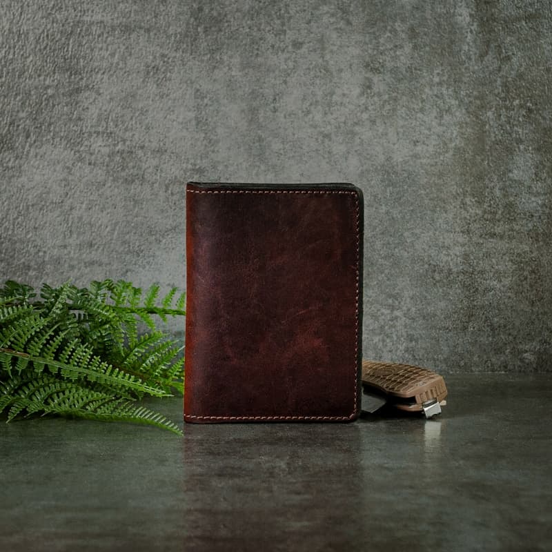 The Credit Card Wallet <br /> Dark Mahogany Bison