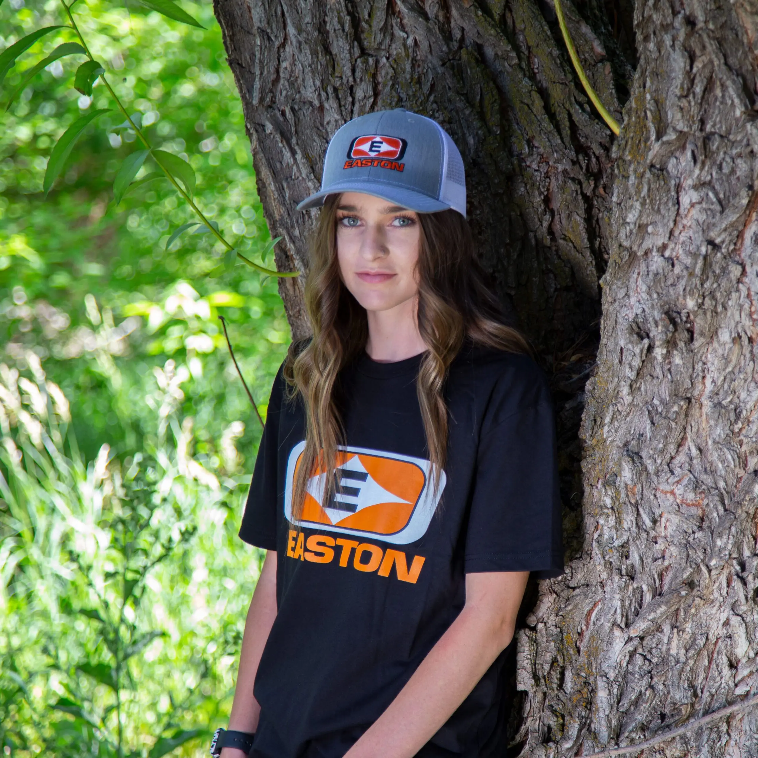 Diamond E Logo T-Shirt – Black - thumbnail 4