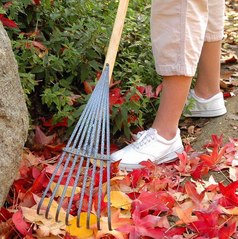 Yard Butler World’s Greatest Shrub Rake - thumbnail 5