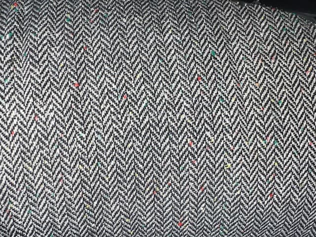 Black or Brown Herringbone Pattern - thumbnail 2