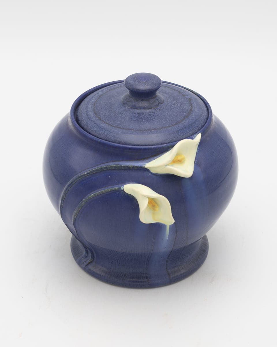 Calla Lily Small Lidded Urn in Indigo - thumbnail 2