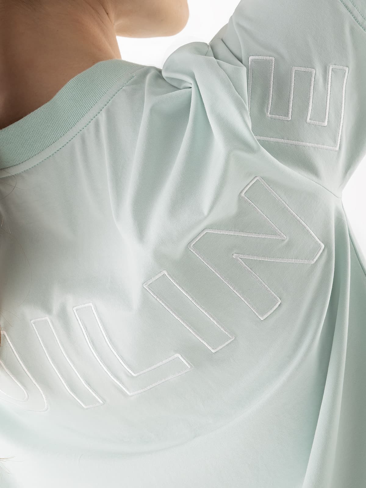 EQCROGO – Women’s Oversized T-Shirt - thumbnail 3