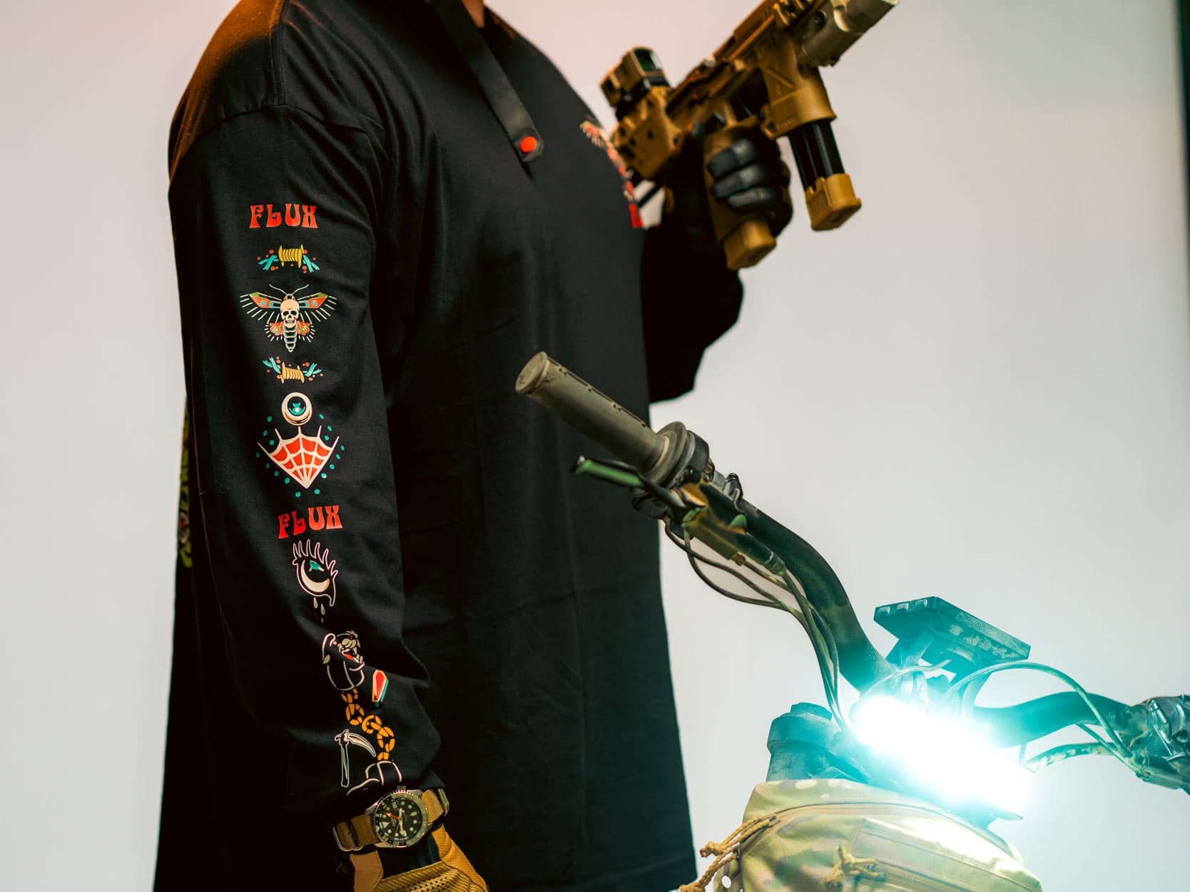 TATTOO PRINT LONG SLEEVE - thumbnail 2