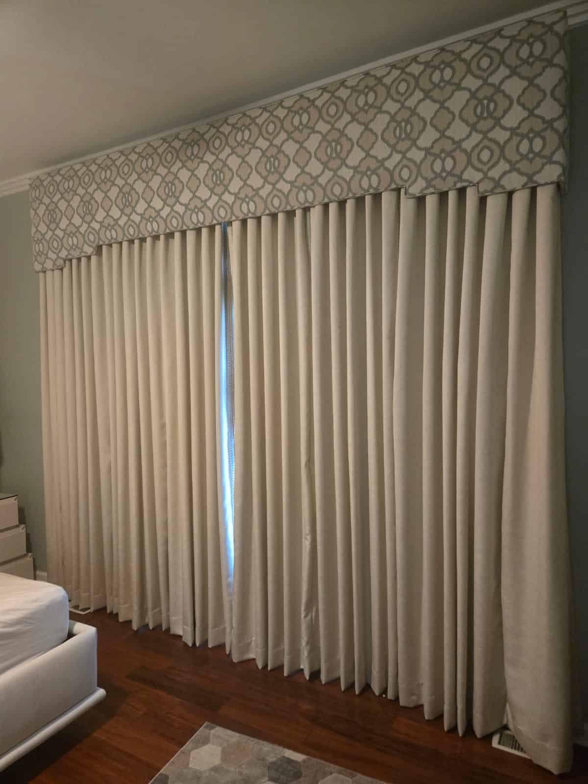 Cornices with Double Steps - thumbnail 3