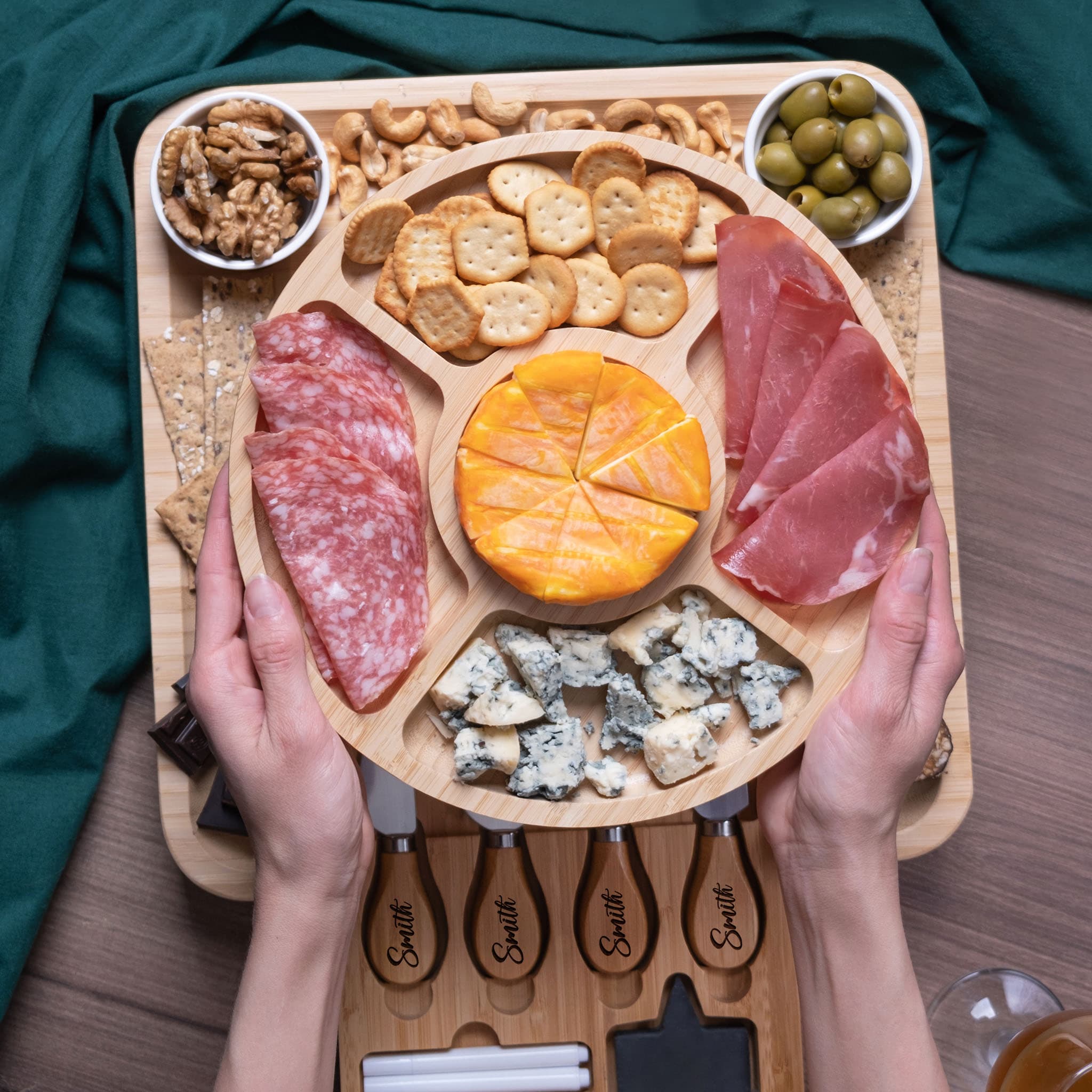 Logo Charcuterie Bamboo Set with Tray - thumbnail 2