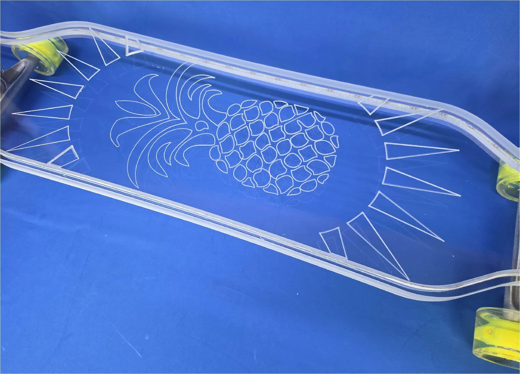 40″ Platypus Pineapple Longboard with Full LEDs and 1″ Deck, Closeout - thumbnail 3