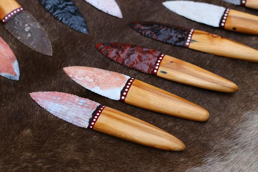Thonotossa Knives