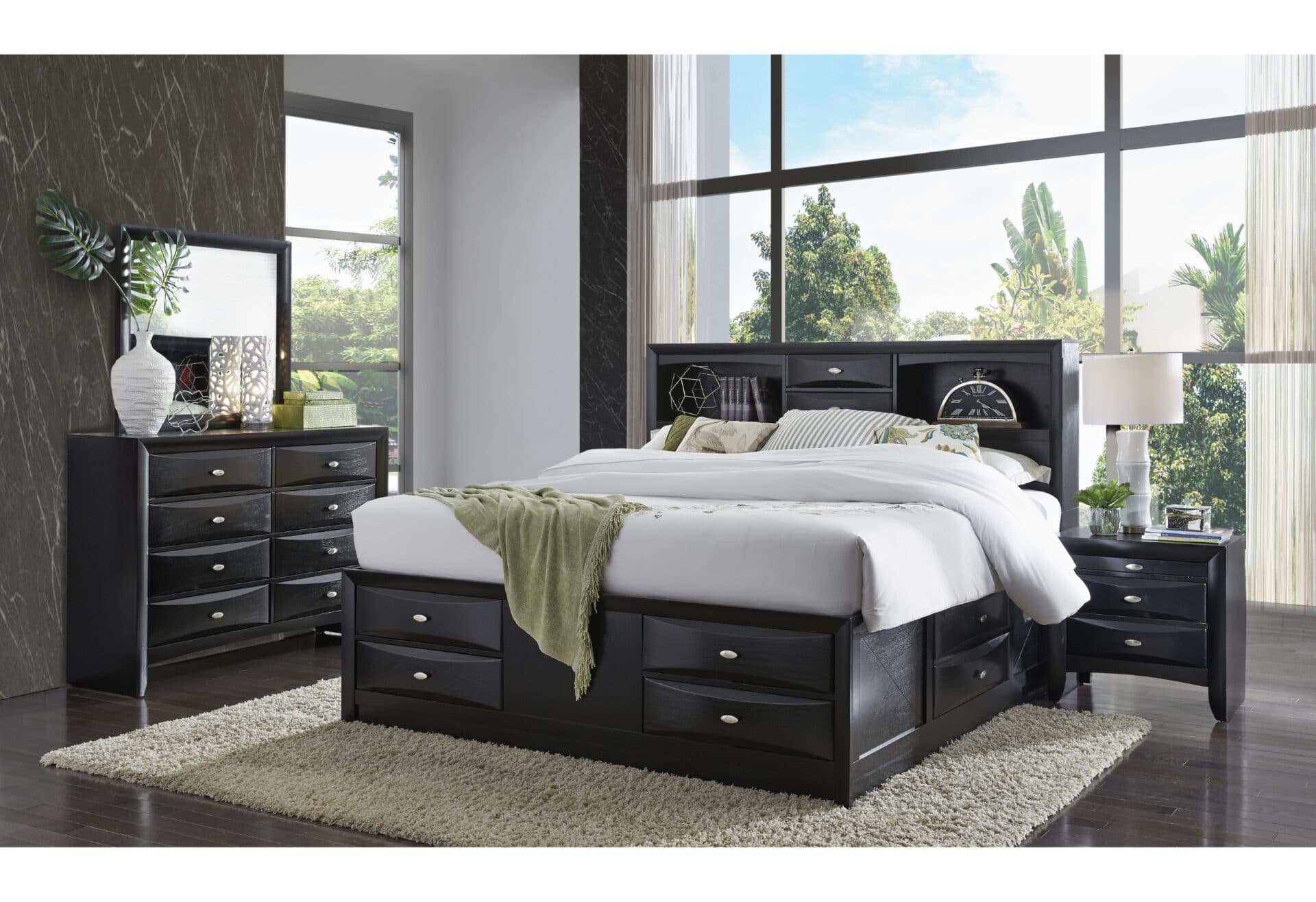 LINDA BLACK QUEEN BED GROUP