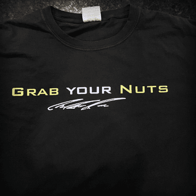Crew – Grab Your Nuts – T-Shirt CC