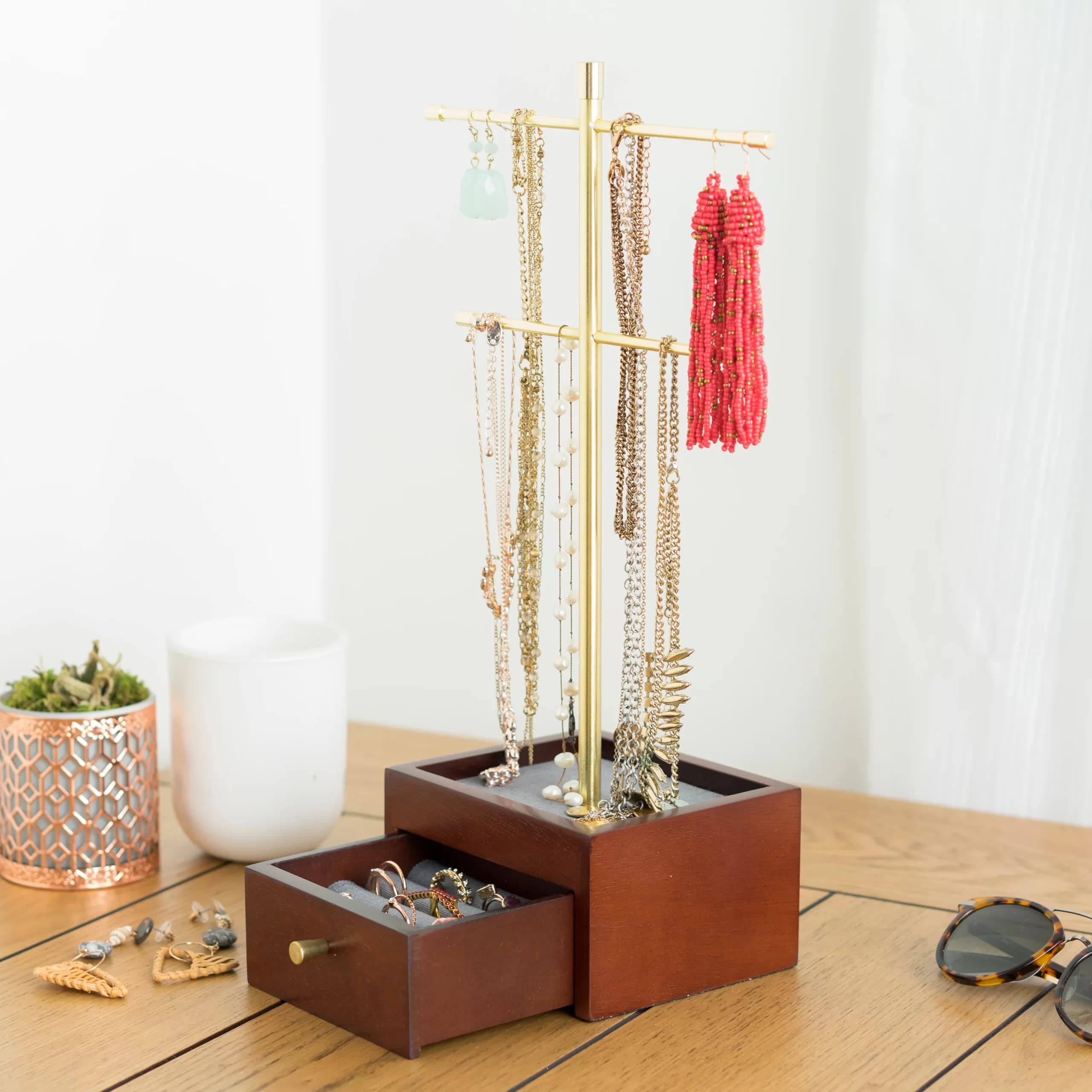 Katie T-Bar Jewelry Stand