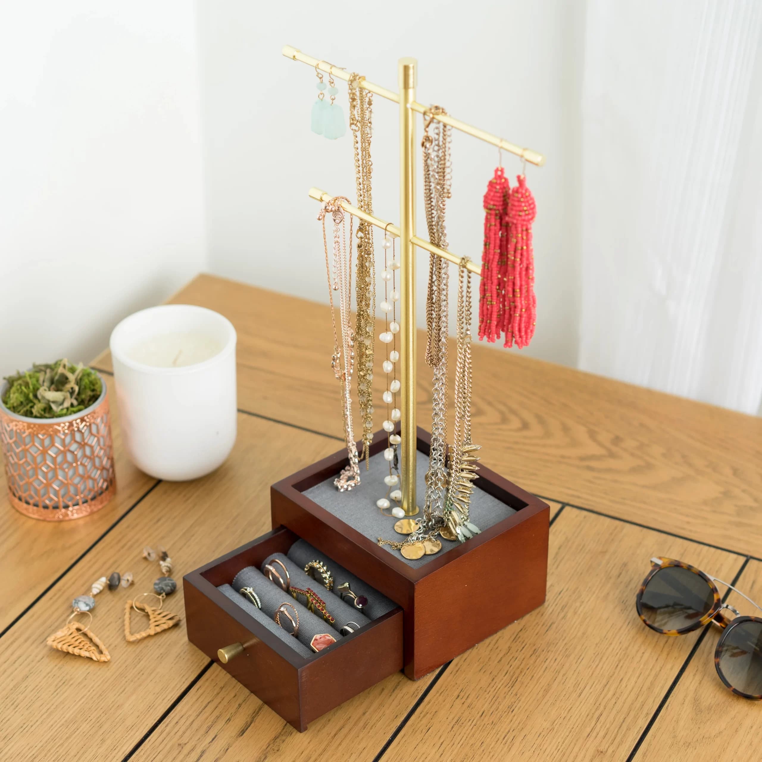 Katie T-Bar Jewelry Stand - thumbnail 2