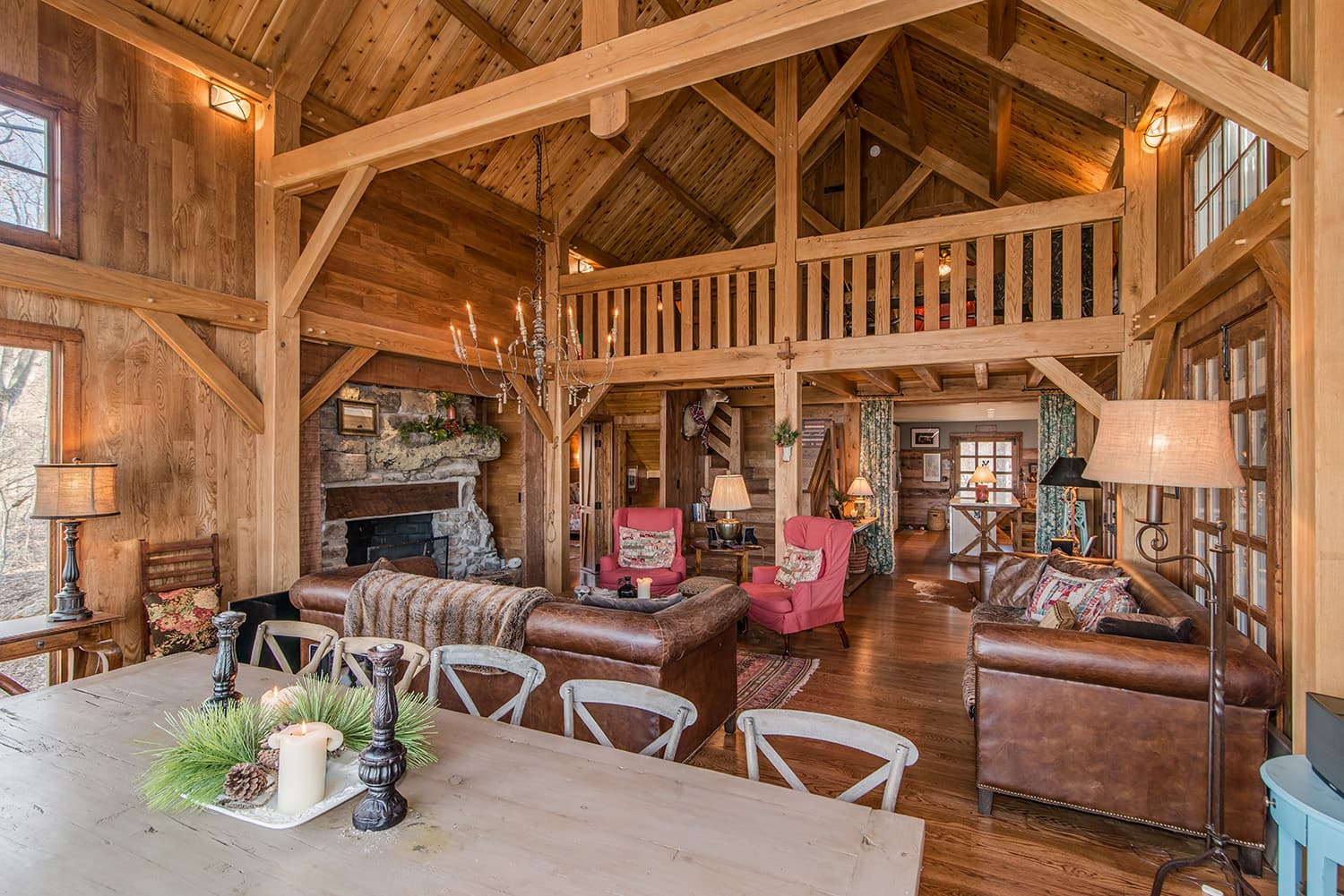 Rock Island Timber Frame Home - thumbnail 5