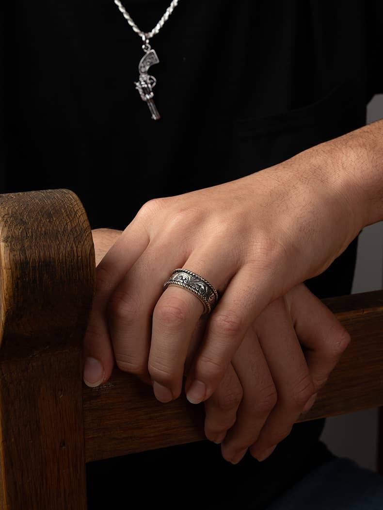 Western Silver &amp; Rope Ring - thumbnail 3