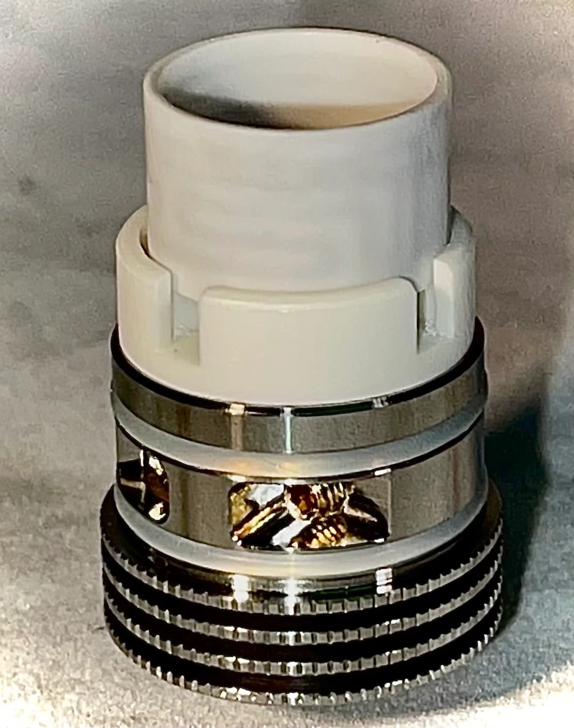 Divine Crossing v5 Rebuildable Concentrate Heater - thumbnail 3