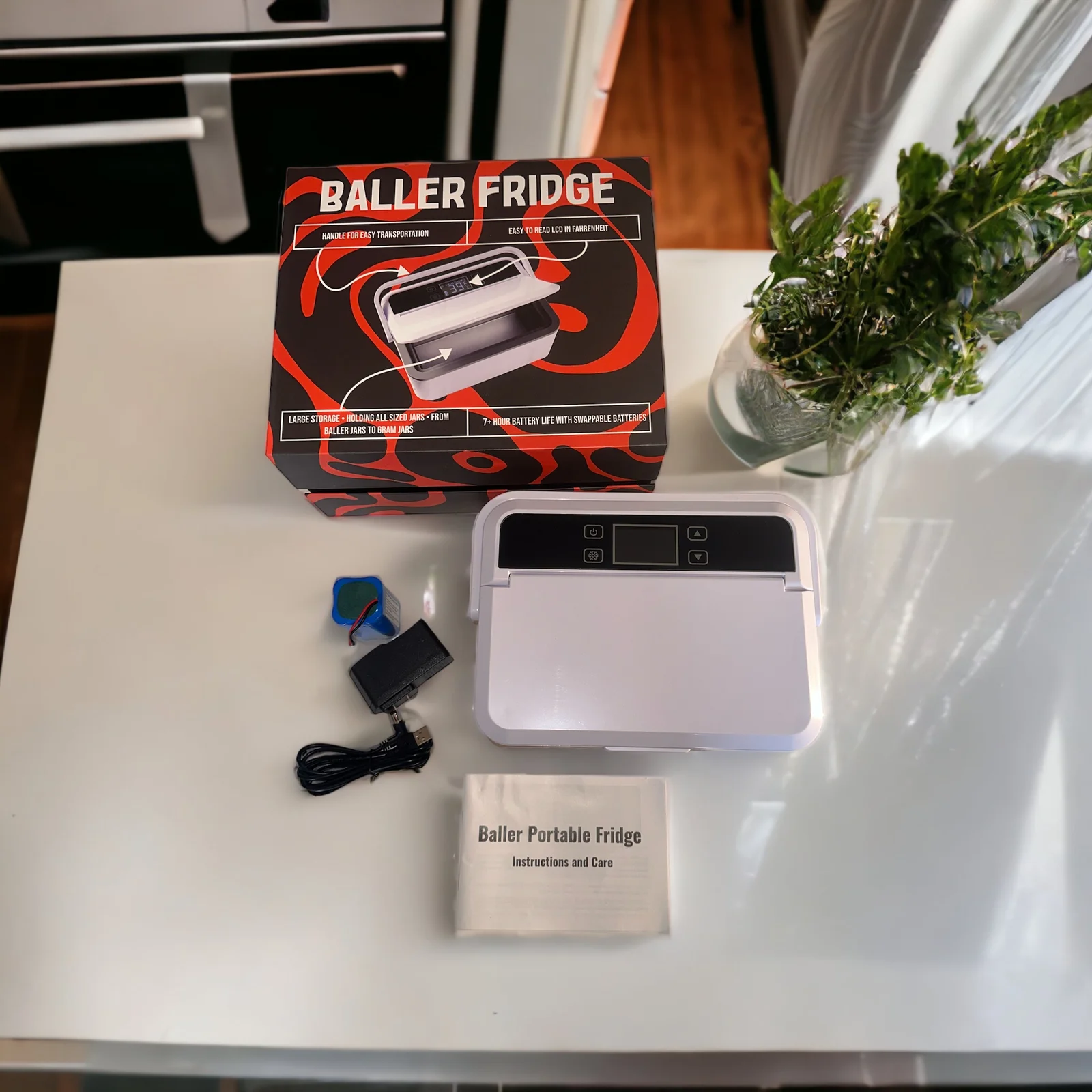 Baller Fridge – Portable Rechargeable Mini Concentrate Refrigerator - thumbnail 4