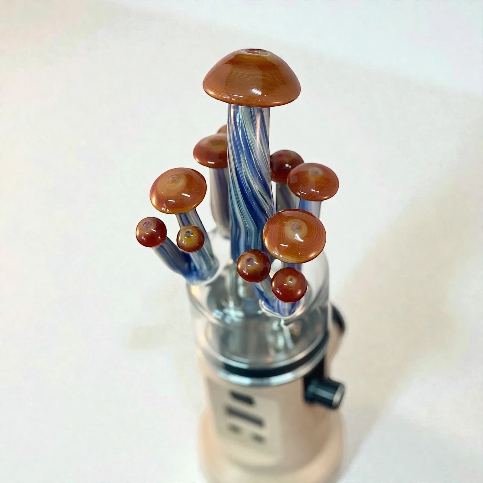 Hand-Blown Mushroom Glass Top for Nice Dreamz Fogger | Mr. Gray Glass × Space Case Glass - thumbnail 5