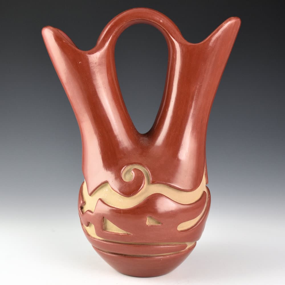 Naranjo, Teresita & Stella Chavarria – 9″ Tall Red Wedding Vase with Carved Avanyu (1980s)