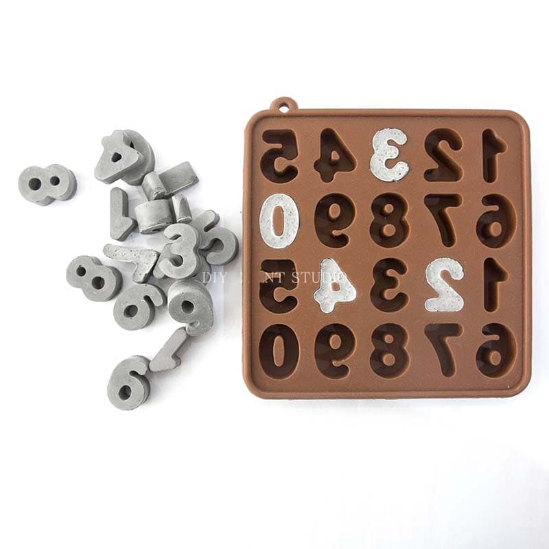 LCMOLDS Concrete Figure Alphabet Molds - thumbnail 3