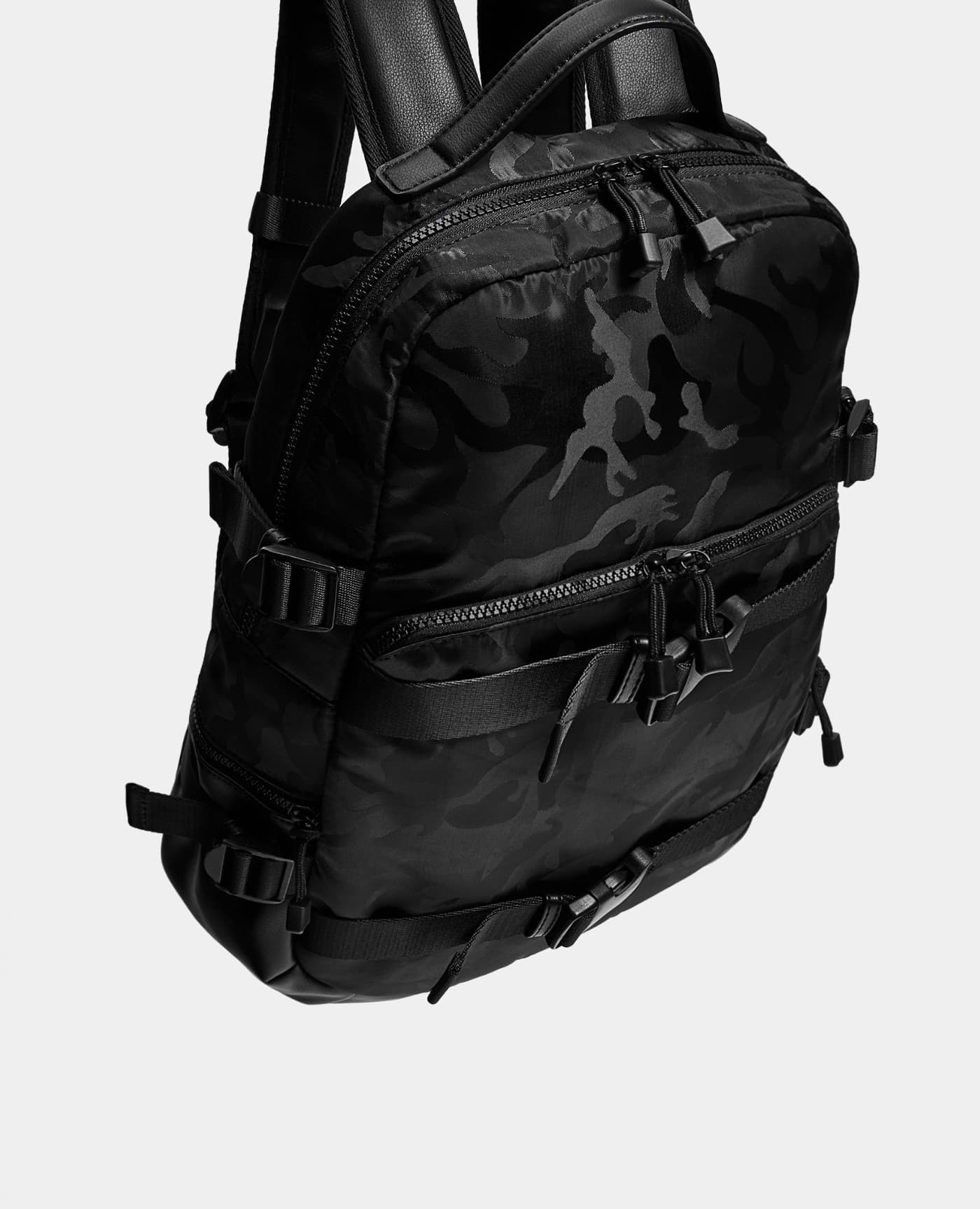 School Backpack in Black - thumbnail 3