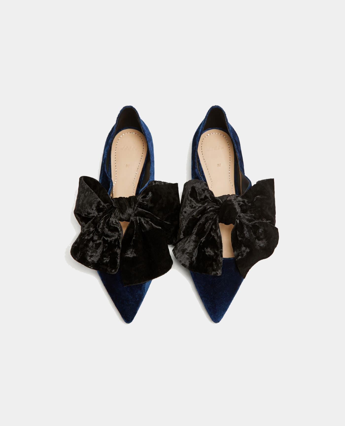 Vera Heel in Indigo