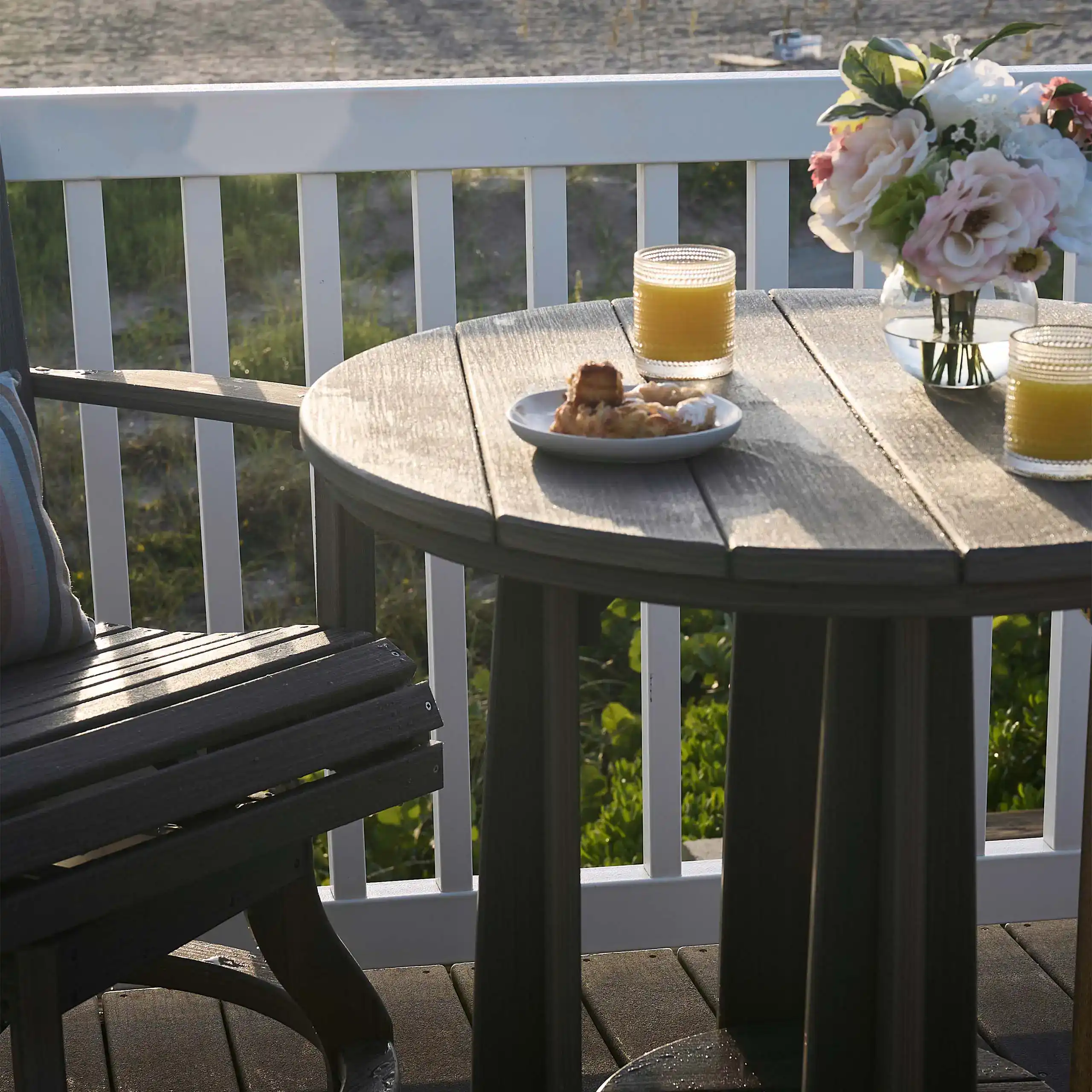Balcony Table - thumbnail 3
