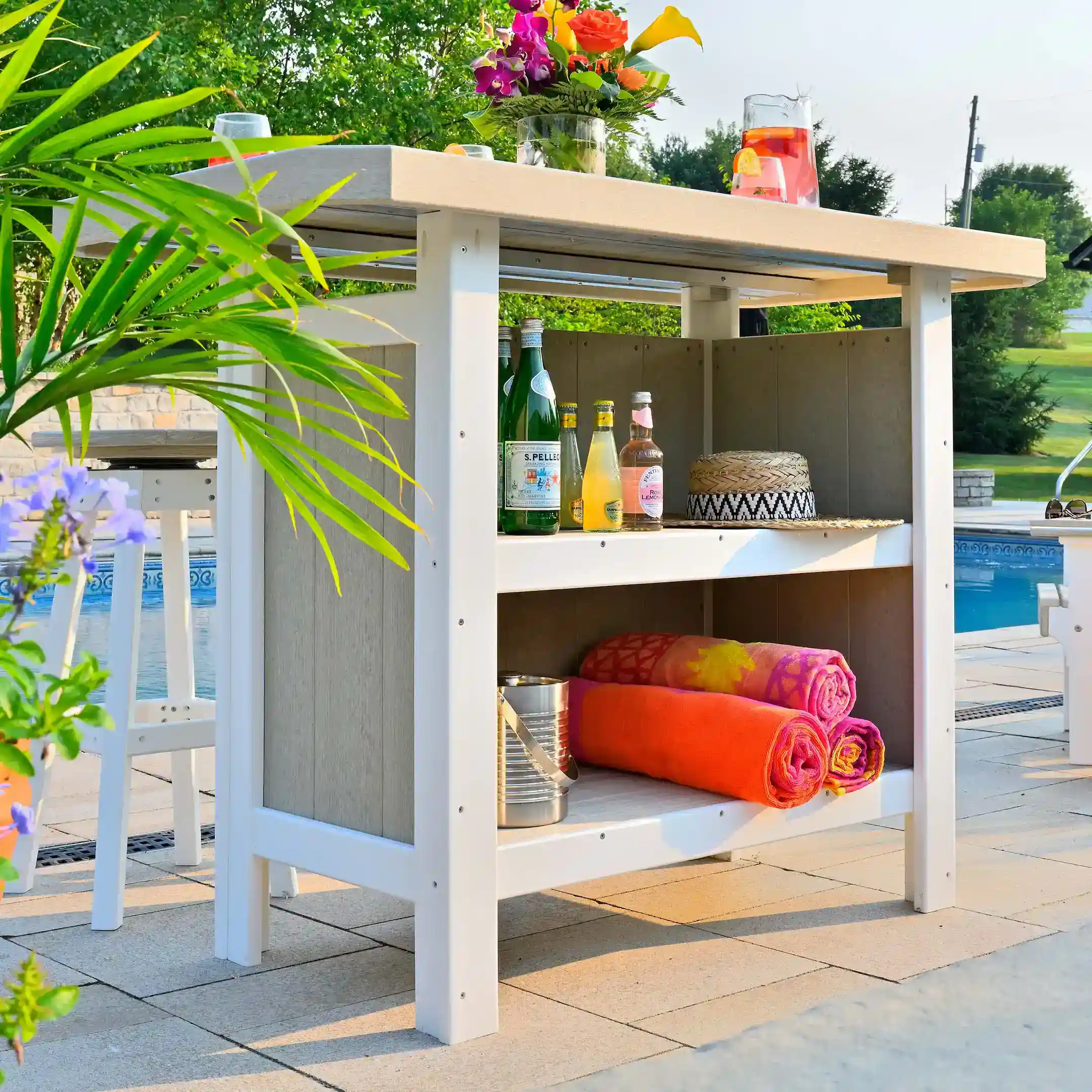 Serving Bar