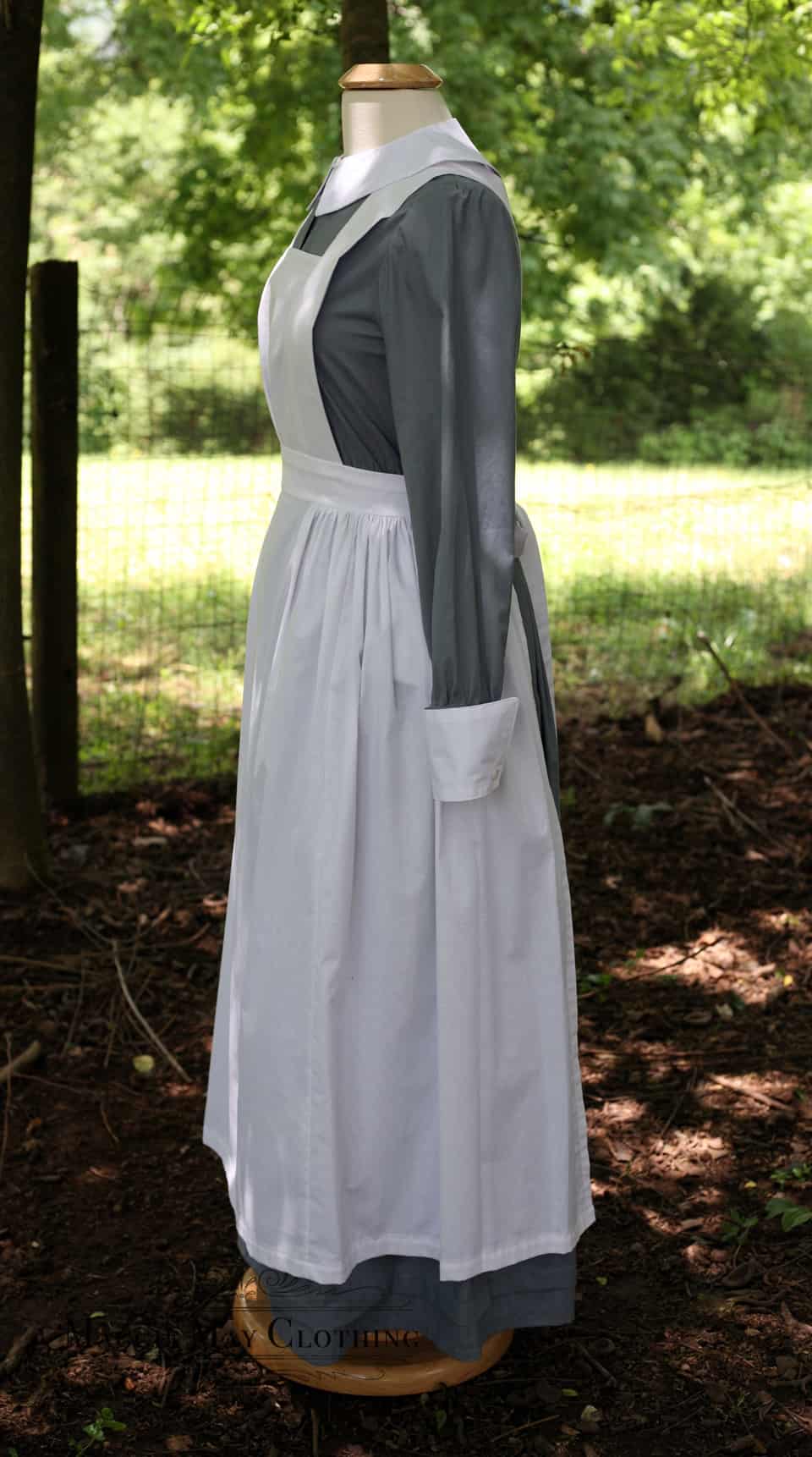 Nurse’s Strap Apron - thumbnail 4