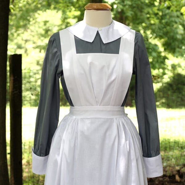 Nurse’s Strap Apron
