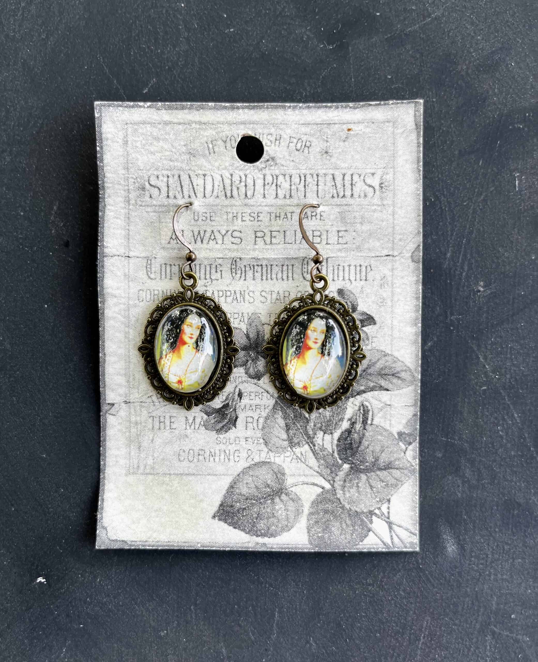 Romantic Princess Portrait earrings
