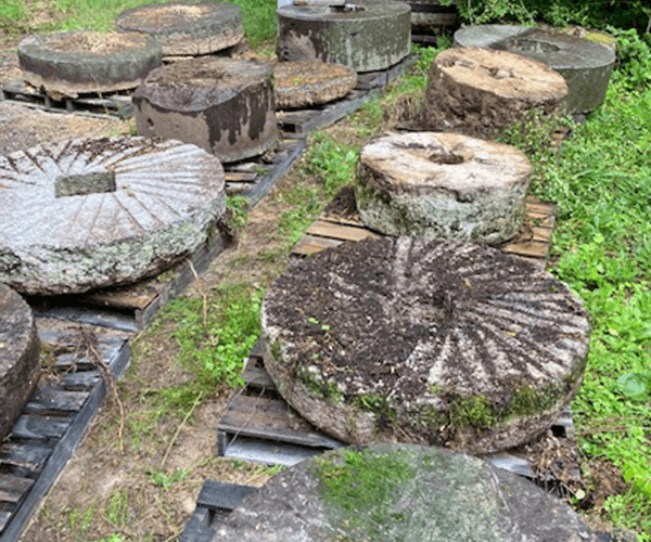 45″ Runner Millstone from North Carolina - thumbnail 3