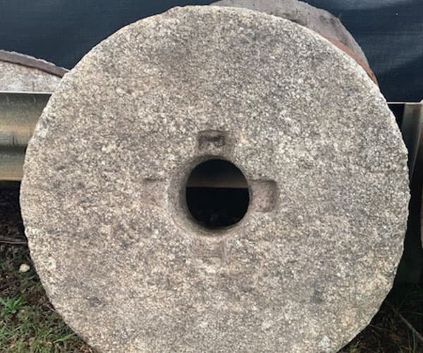 39 Inch North Carolina Runner Millstone