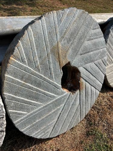 33 Inch Blue Ridge Georgia Runner Millstone - thumbnail 2