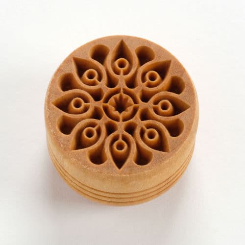 Scl-162 Large Round Stamp – Peacock Mandala
