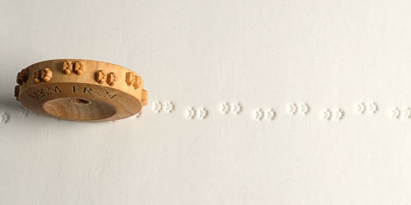FR-024 Finger Roller – Dog Paw Prints - thumbnail 3