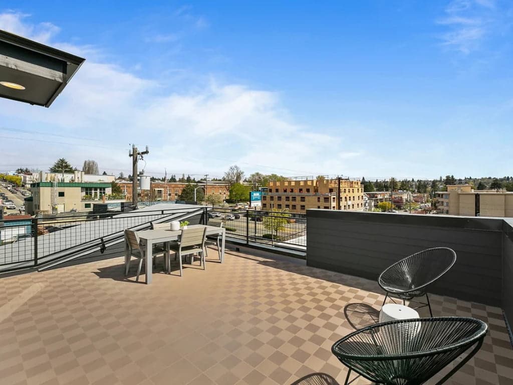 Perforated Interlocking Patio Tiles (also for Decks) - thumbnail 3