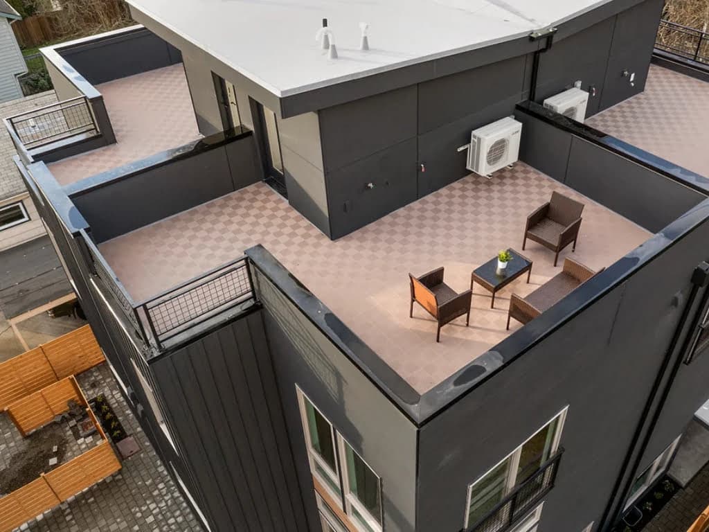 Perforated Interlocking Patio Tiles (also for Decks) - thumbnail 5