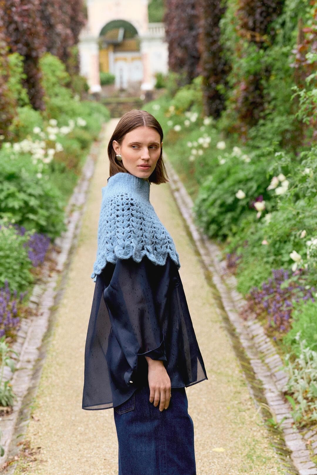 FLOWERFIELD PONCHO - thumbnail 3