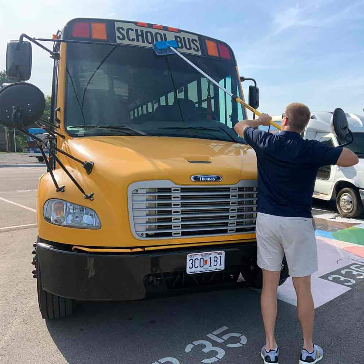 Truck ’n Bus 2-Section Extension Pole - thumbnail 2