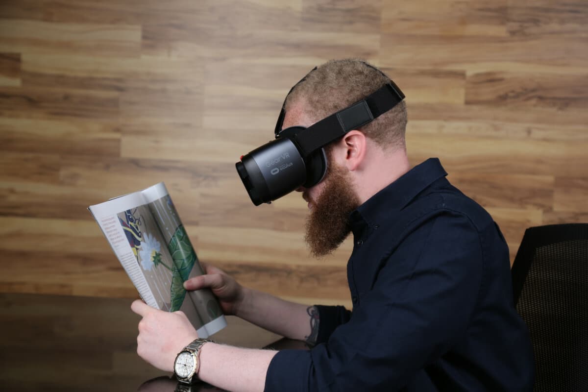 Patriot ViewPoint Low Vision Glasses with Multimedia Transmitter - thumbnail 9