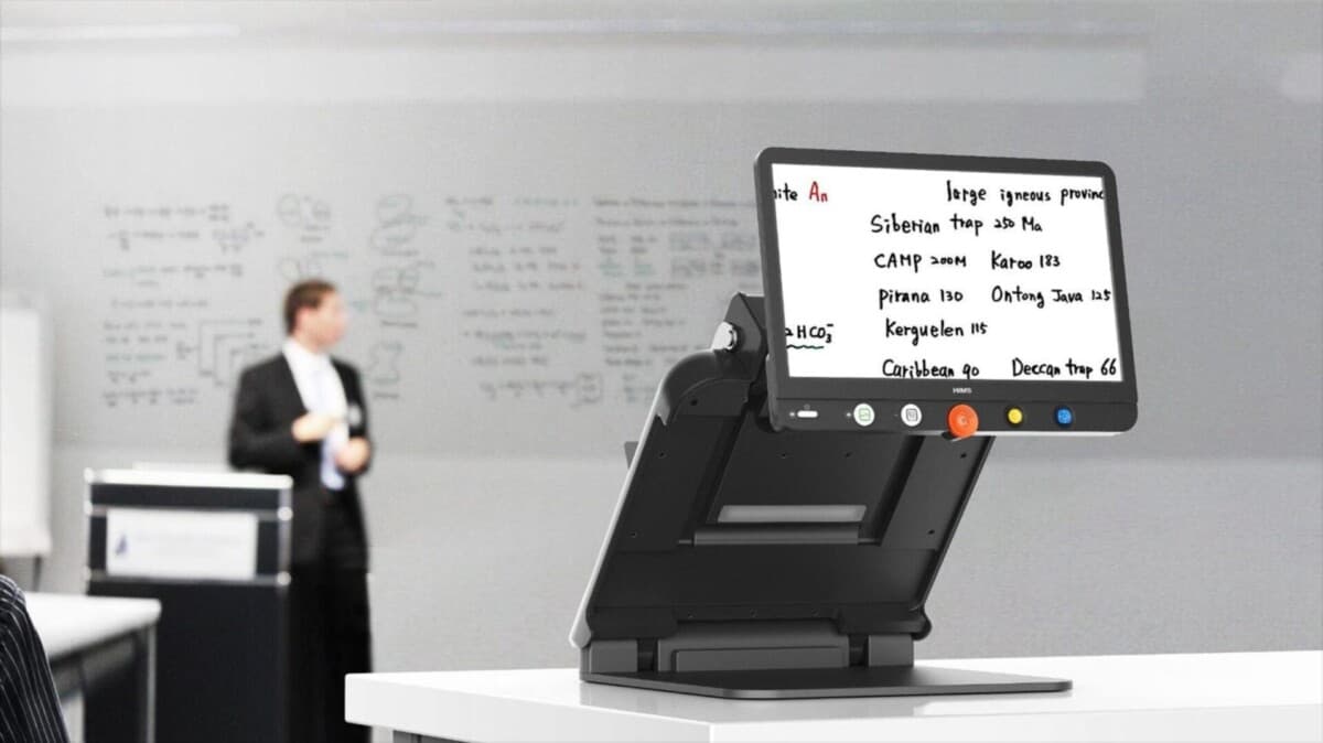 GoVision Move Portable Low Vision Magnifier - thumbnail 3