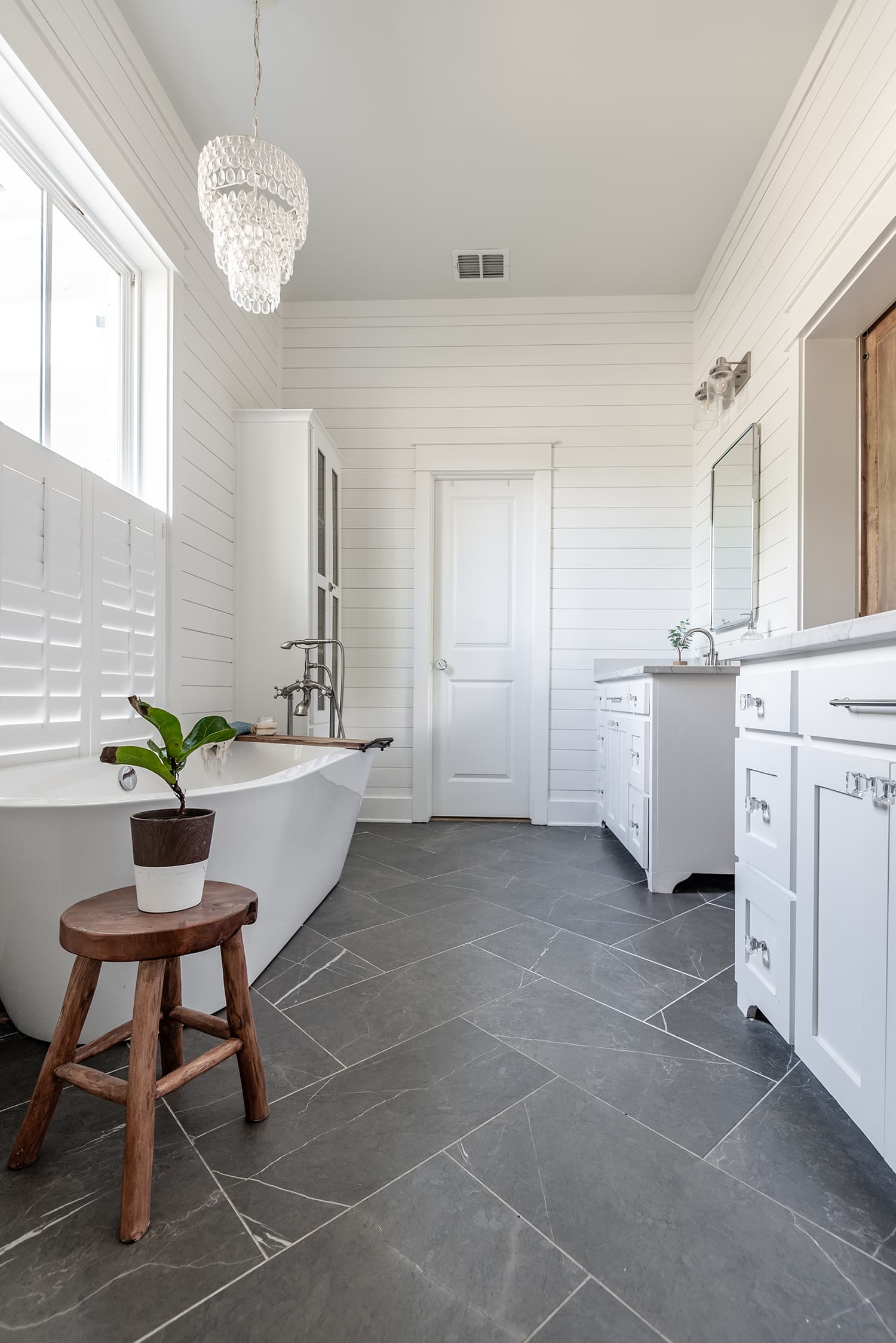 Century Oak Farmhouse Floor Plan - thumbnail 9