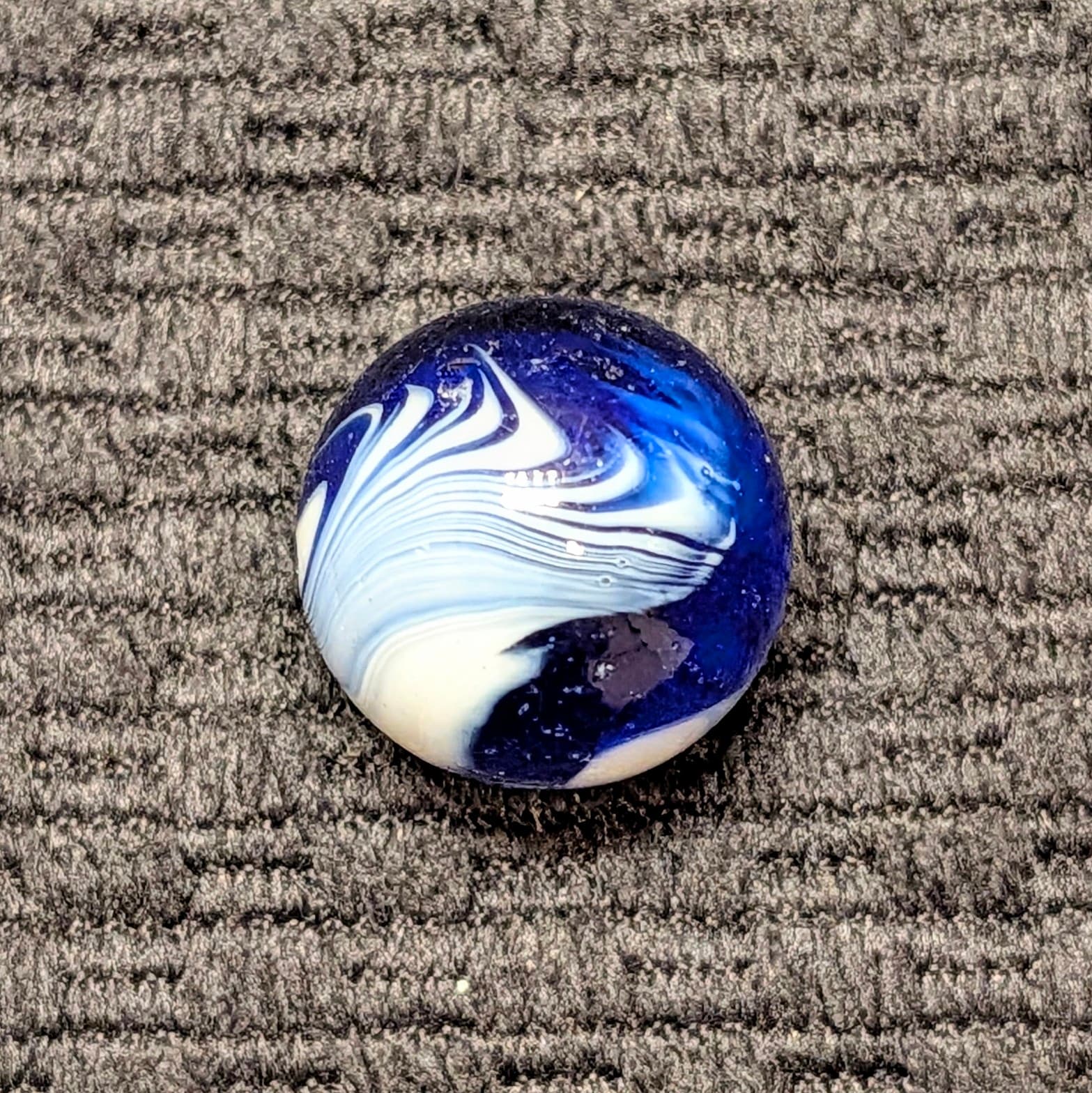 Outstanding Cobalt Peltier Feathered Slag - thumbnail 5