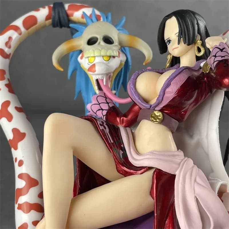 Boa Hancock Figure - thumbnail 3