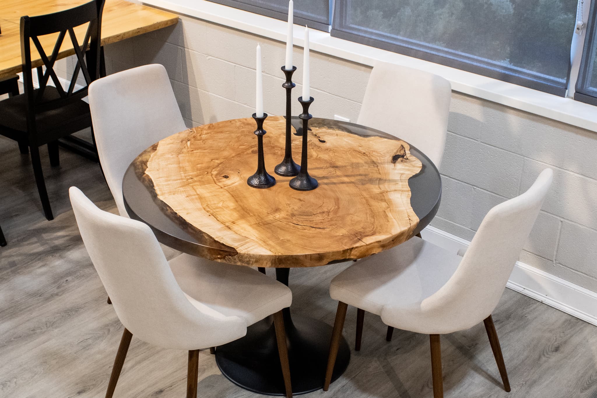 Round Maple Dining Table<br>Highbanks Series – 3.5′