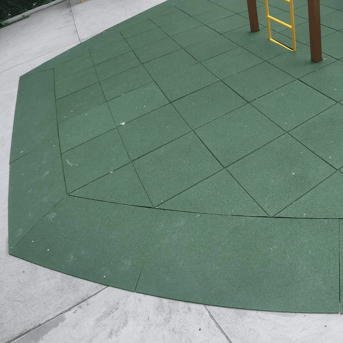 Rubber Playground Tile Ramp: 3″ Thick Transitional Ramp, 22″ x 44″ Soft-Land Series