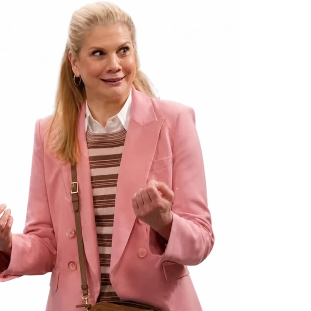 Leanne S02 Kristen Johnston Pink Blazer - thumbnail 7
