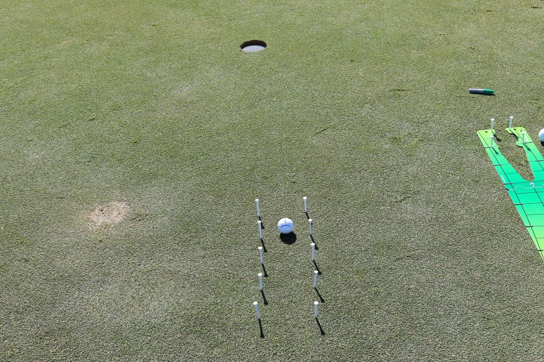Total Stroke Putting System by Jon & Jim McLean - thumbnail 8